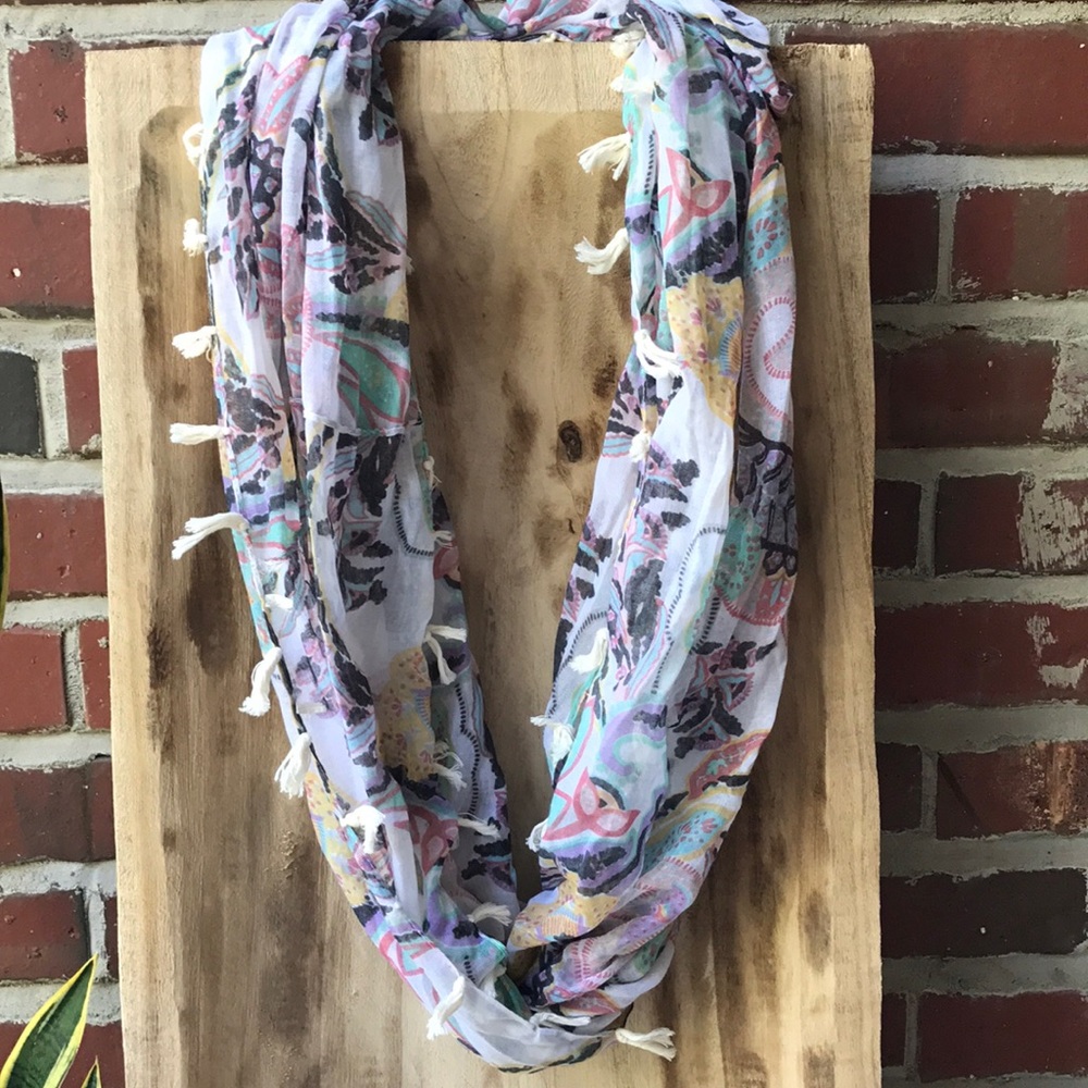 Scarf Spring/Summer - image 1